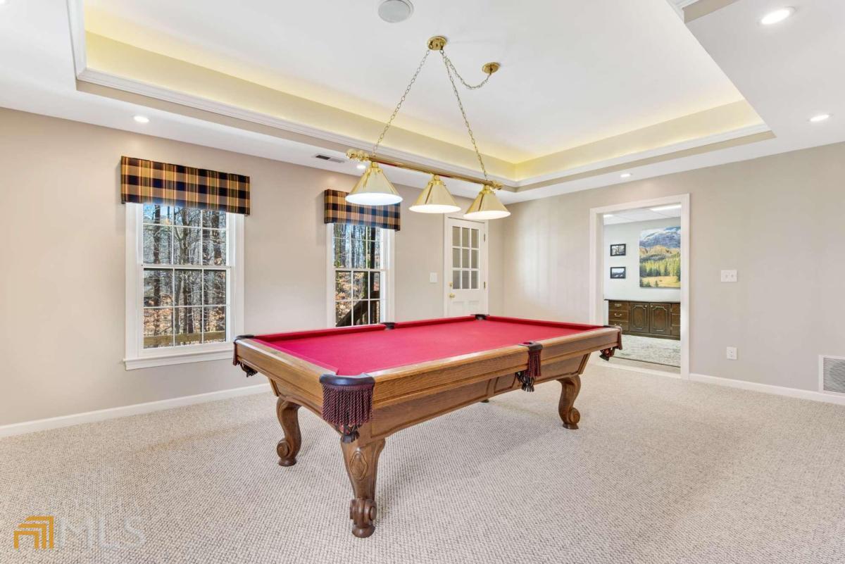 River Lake Shores - Residential