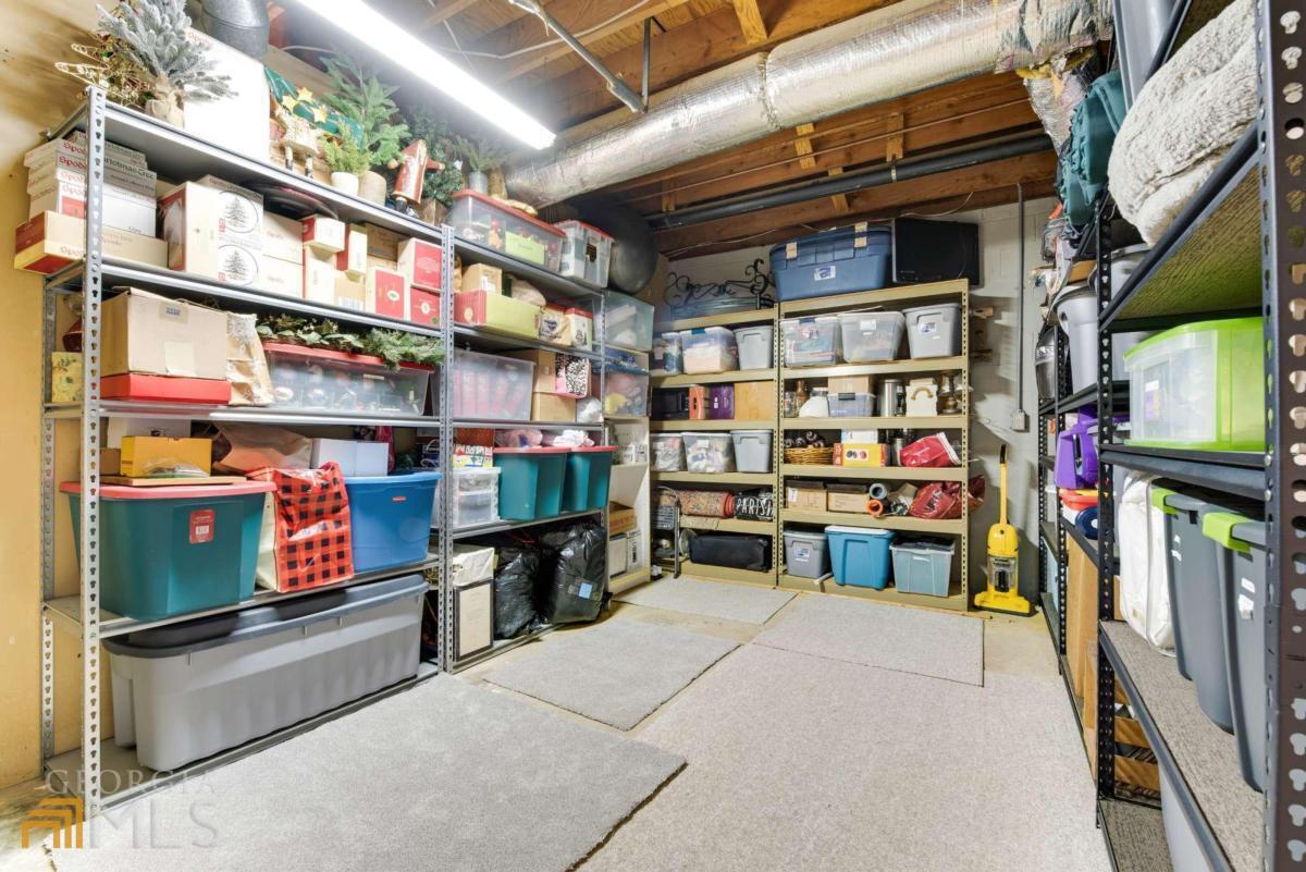 River Lake Shores - Residential