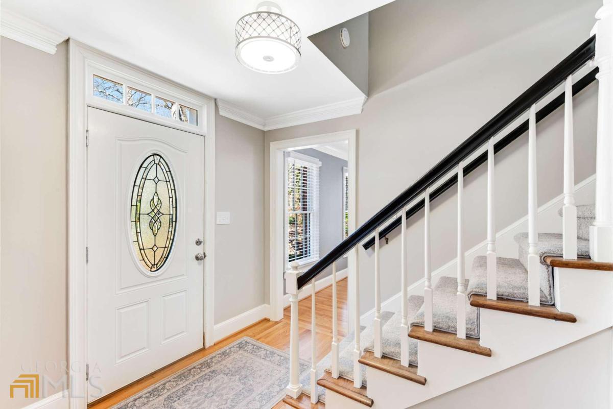 River Lake Shores - Residential