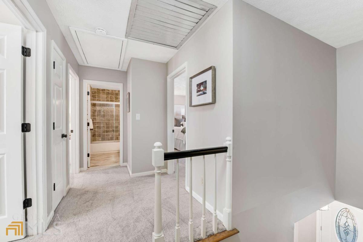 River Lake Shores - Residential