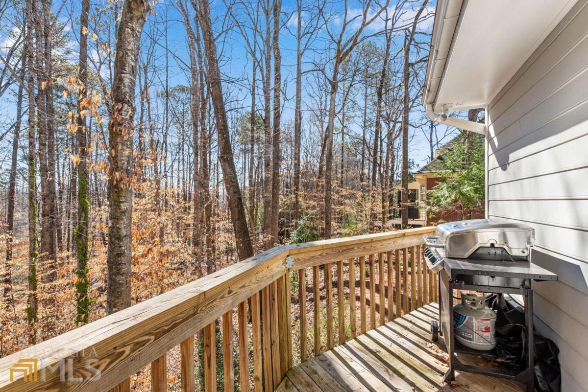 River Lake Shores - Residential