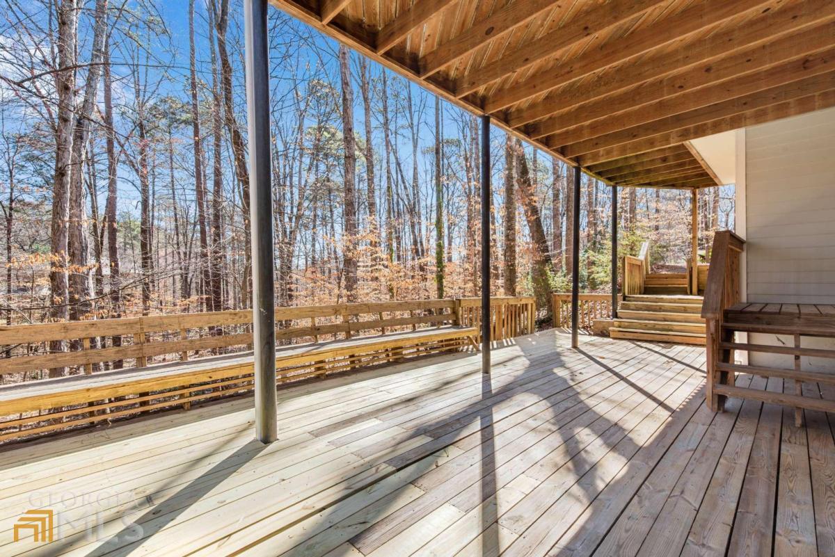 River Lake Shores - Residential