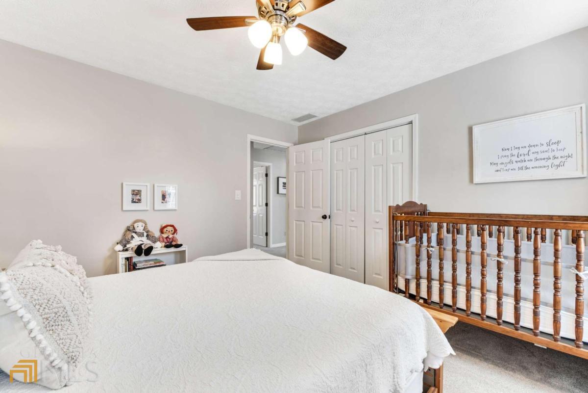 River Lake Shores - Residential