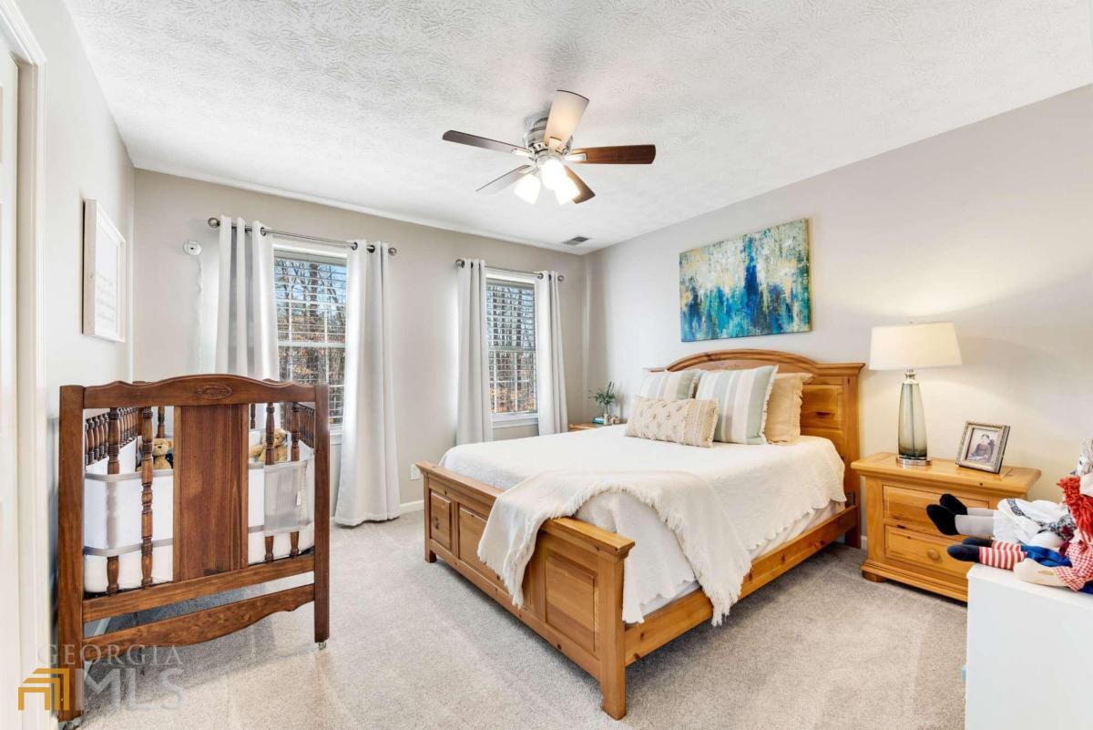 River Lake Shores - Residential