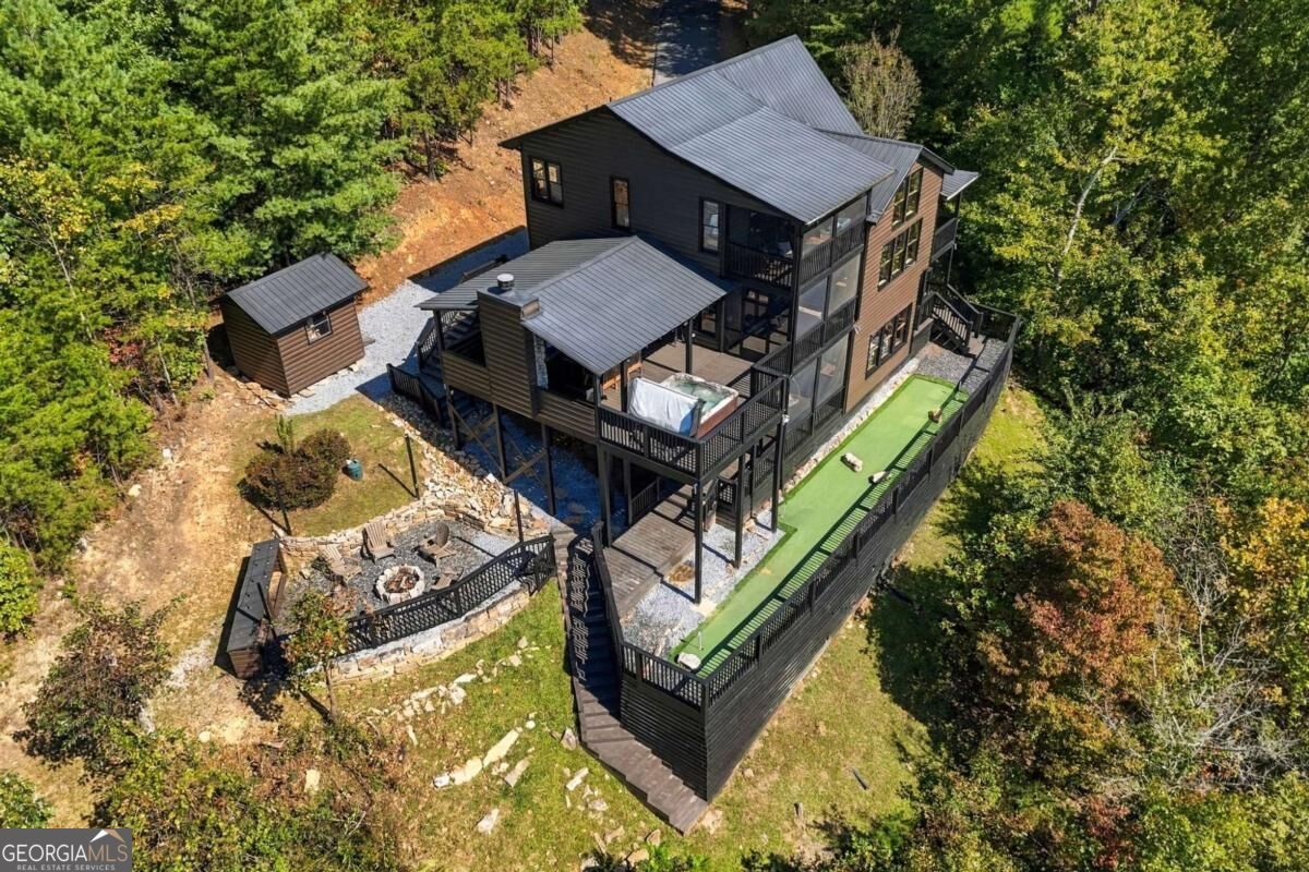 221 Foxfire RD 21