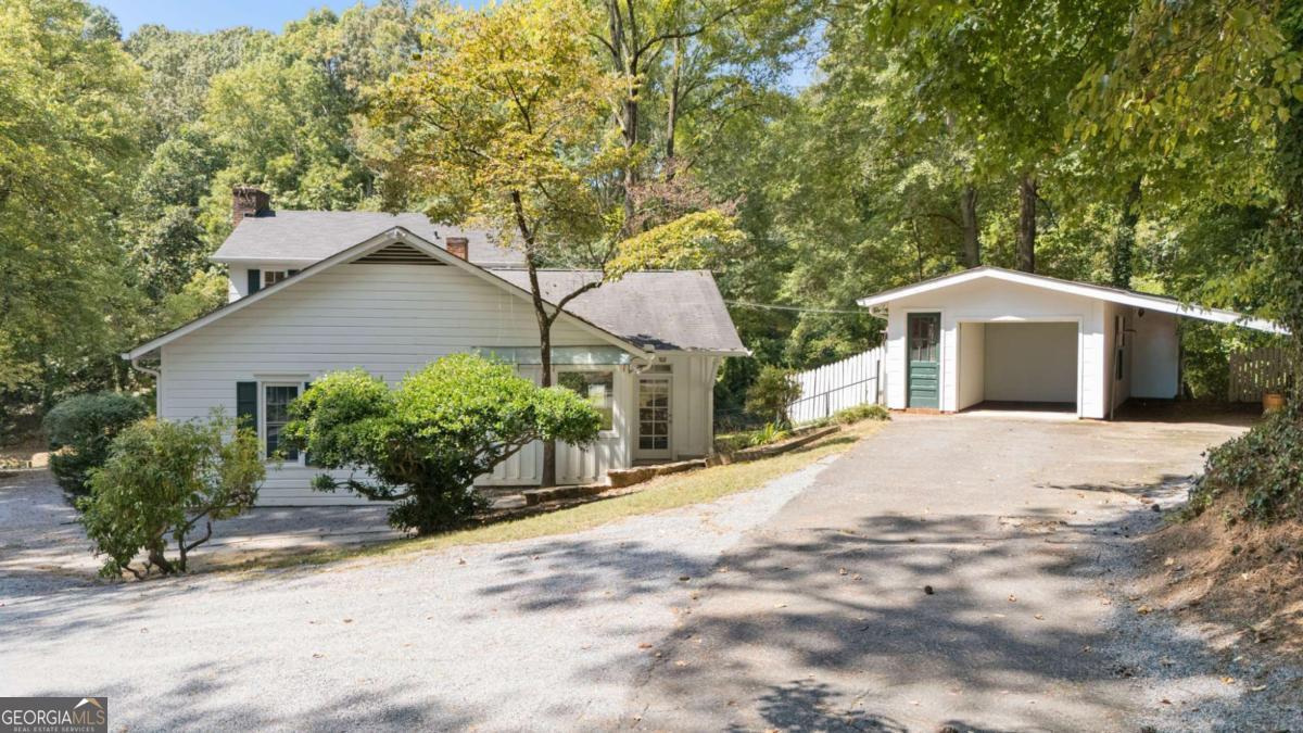 4019 Wesley Chapel RD