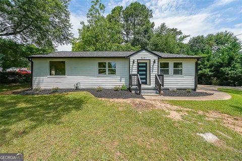 2621 Gordon CIR Smyrna GA 30080