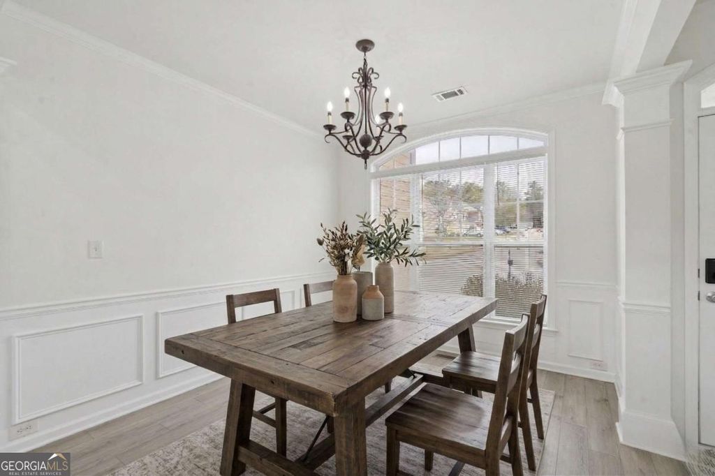 Photo of 547 Bridgeton Cove, Suwanee, GA 30024 (MLS # 10724617)