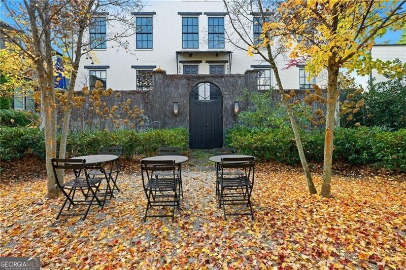Photo of 2061 Telfair Circle NE, Atlanta, GA 30324 (MLS # 10855144)