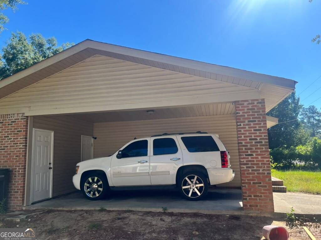 2125 Chadwick Rd