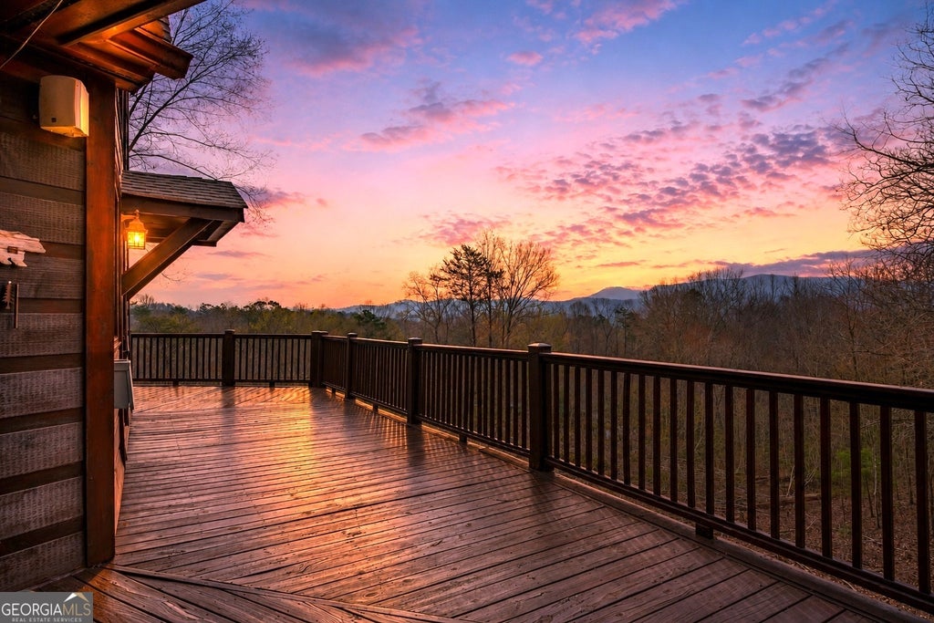 Photo of 97 Fox Mountain Crossing Road, Blue Ridge, GA 30513 (MLS # 10789405)