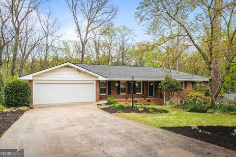 2479 Landeau CIR Tucker GA 30084