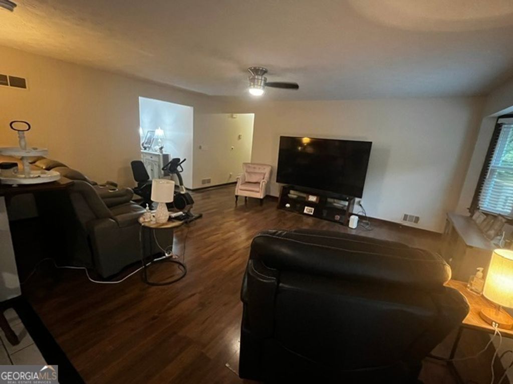 Photo of 110 Drennan Drive, Fayetteville, GA 30215 (MLS # 10813549)