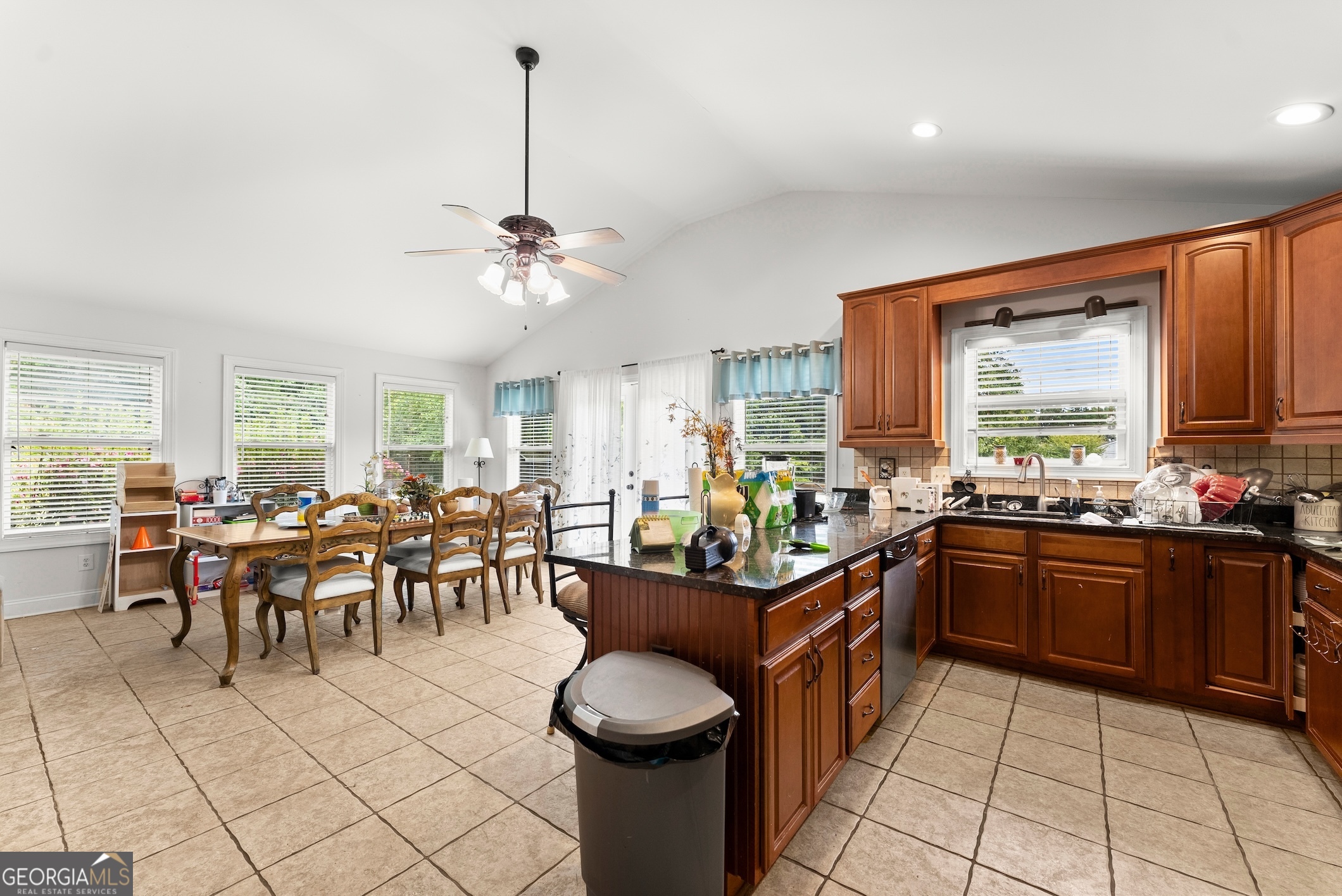 3481 Maynard CIR
