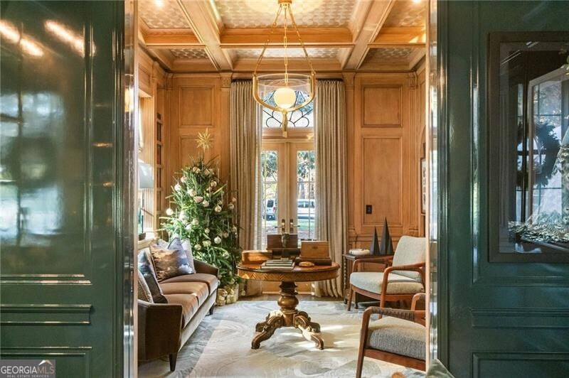 Tuxedo Park - Residential