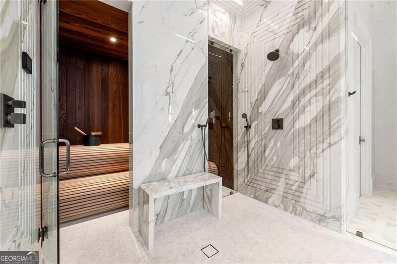 Tuxedo Park - Residential