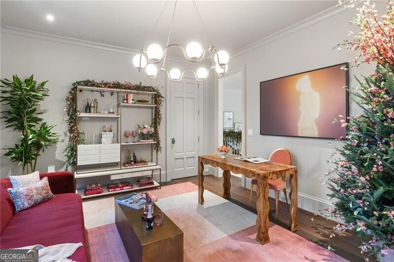 Tuxedo Park - Residential