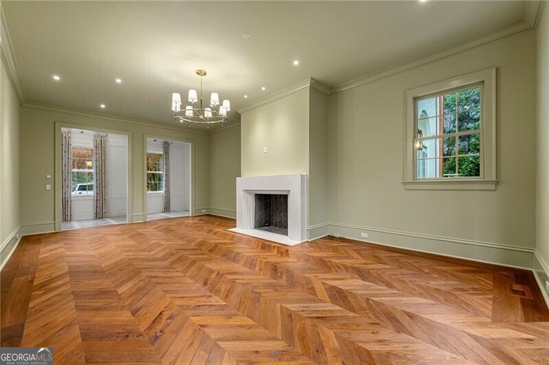 Tuxedo Park - Residential