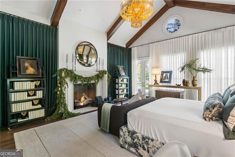 Tuxedo Park - Residential