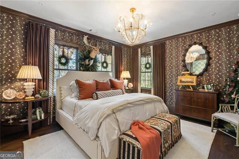 Tuxedo Park - Residential