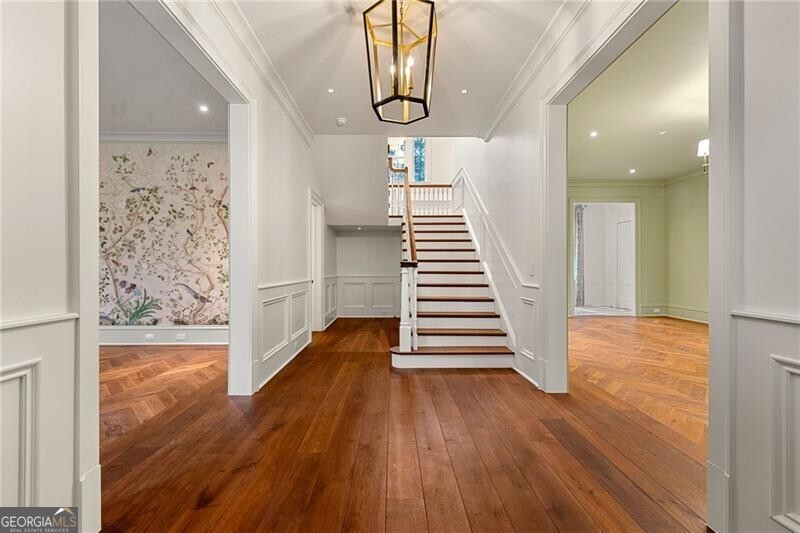 Tuxedo Park - Residential