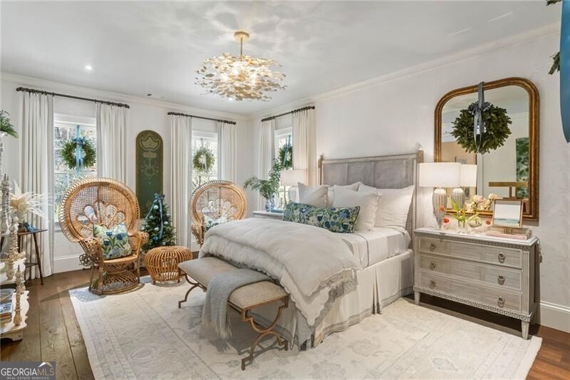 Tuxedo Park - Residential