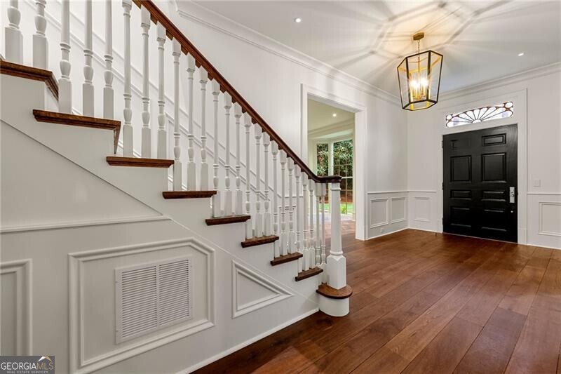Tuxedo Park - Residential