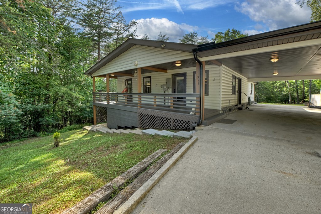 391 Happy Valley LN
