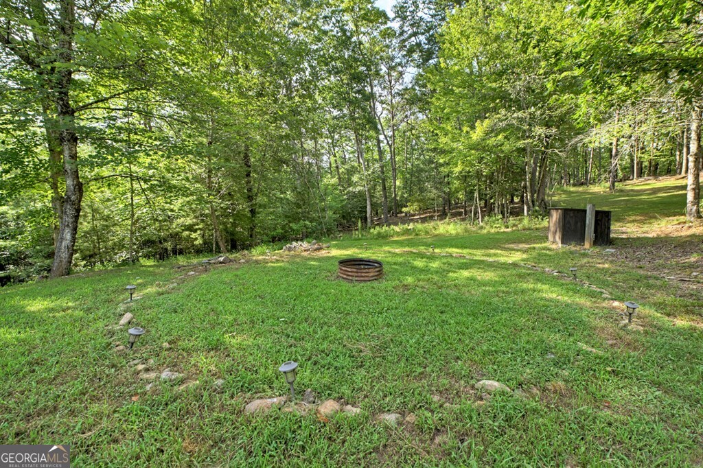 391 Happy Valley LN