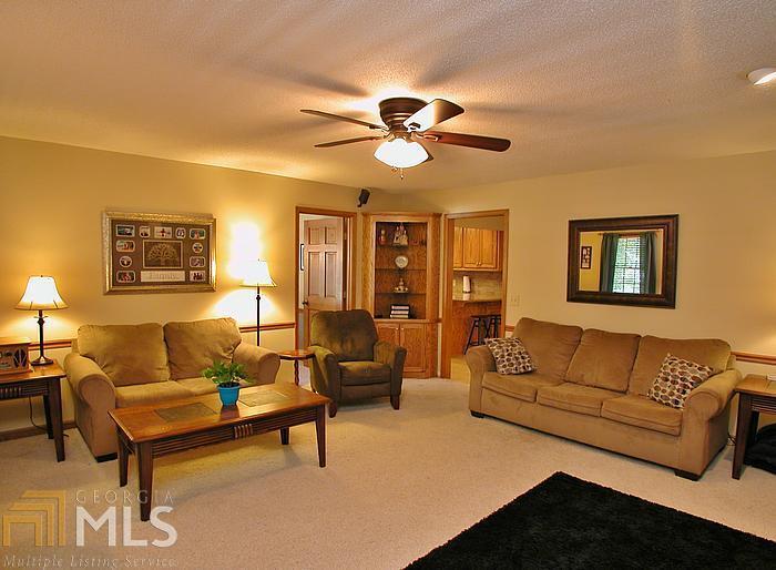 Ridgewood Landing - Residential