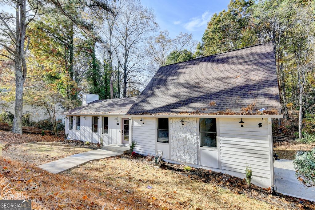 Photo of 115 Ansley Court, Roswell, GA 30076 (MLS # 10664360)