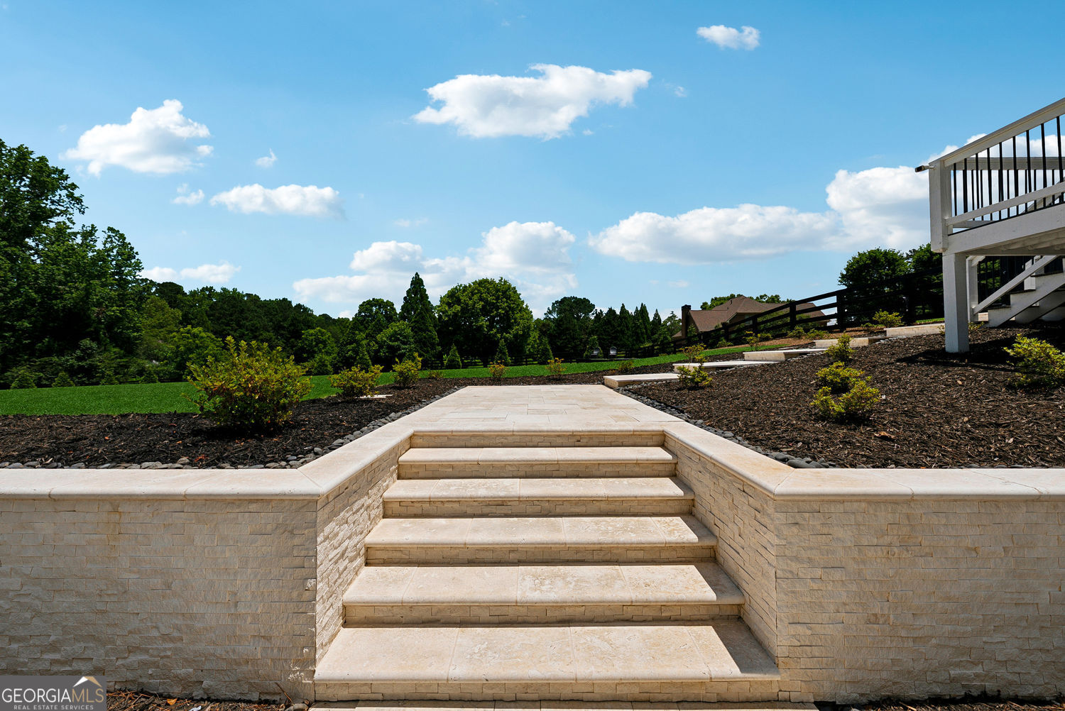 Canton, Georgia 30115, United States, 7 Bedrooms Bedrooms, ,5 BathroomsBathrooms,Residential,Active,167261