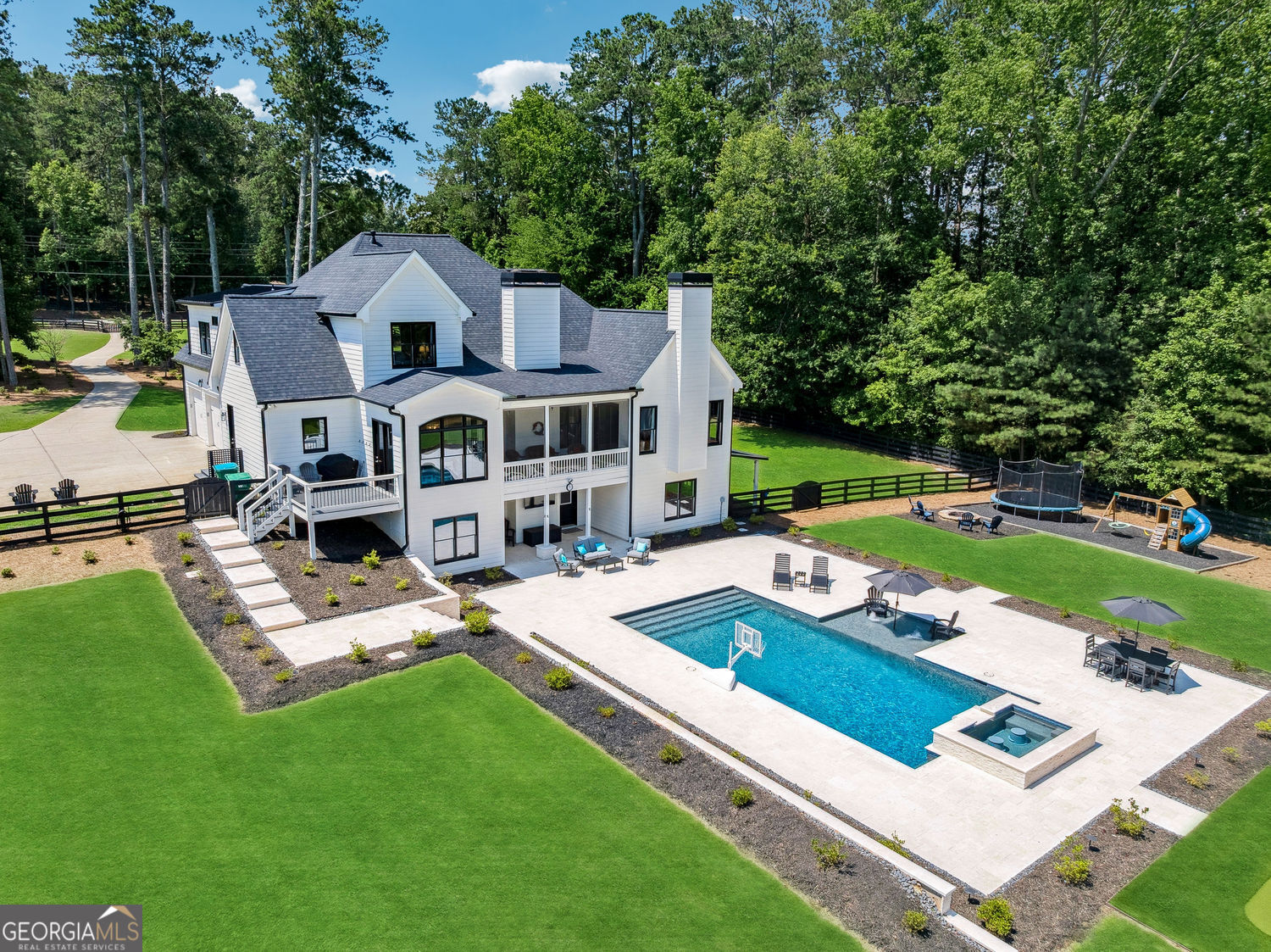 Canton, Georgia 30115, United States, 7 Bedrooms Bedrooms, ,5 BathroomsBathrooms,Residential,Active,167261