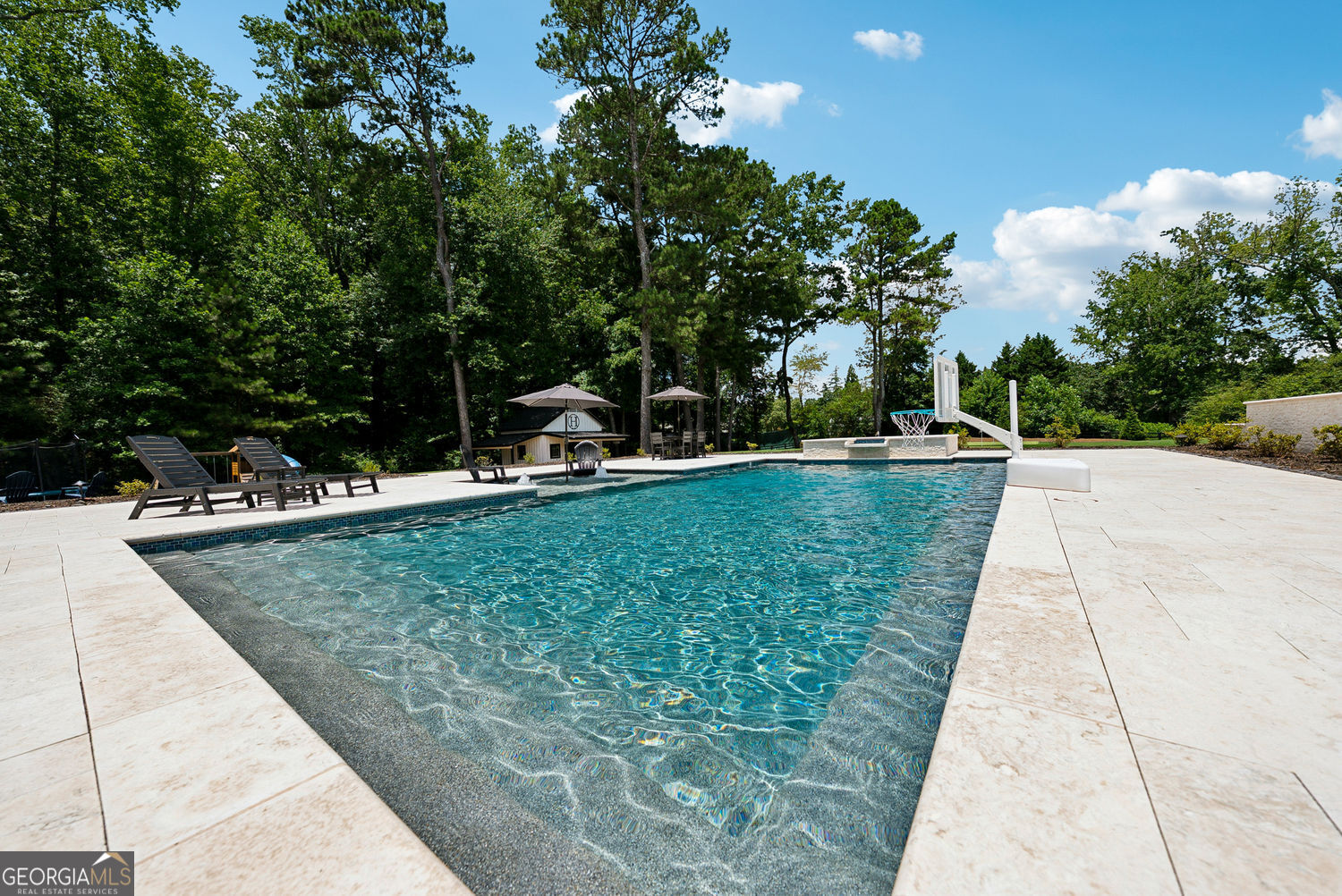 Canton, Georgia 30115, United States, 7 Bedrooms Bedrooms, ,5 BathroomsBathrooms,Residential,Active,167261