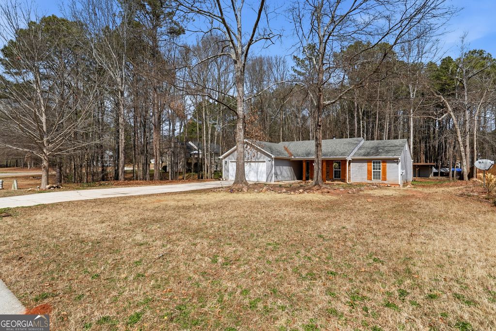 Photo of 1639 Amalie Drive, Statham, GA 30666 (MLS # 10705514)