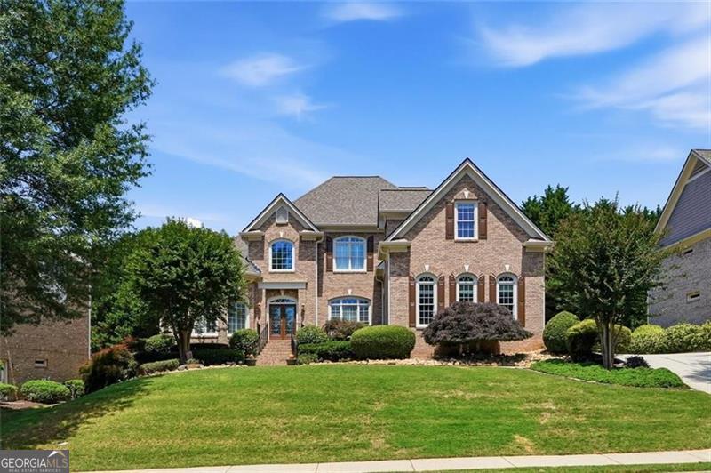 932 Grassmeade WAY