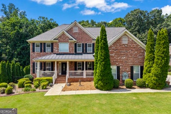 Single Family Residence at 5548 Ridgemoor DR