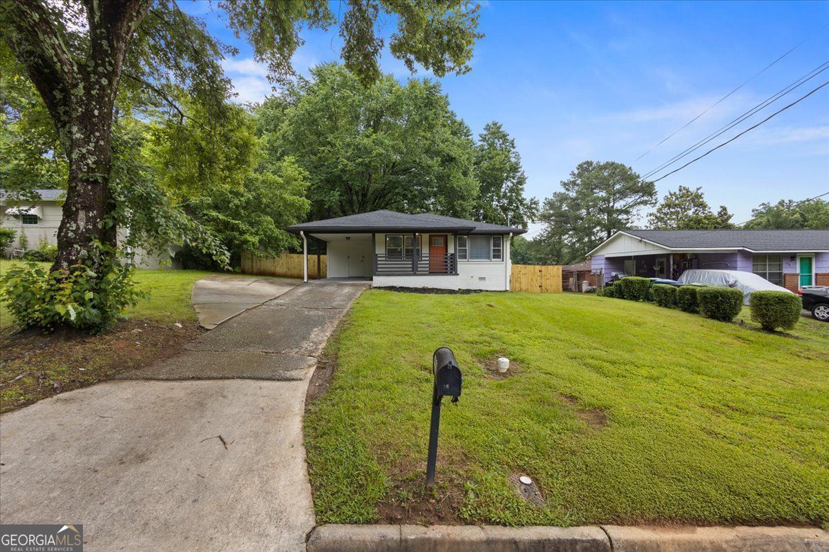 1553 McCallie BLVD NW