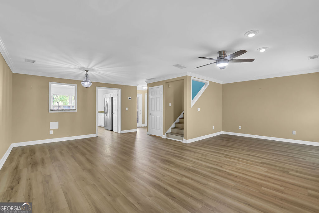 EAGLE GLEN CLUSTER HOMES - Residential