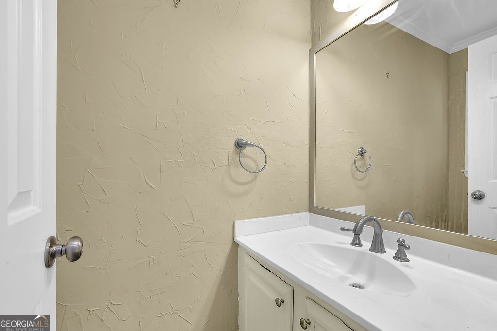EAGLE GLEN CLUSTER HOMES - Residential
