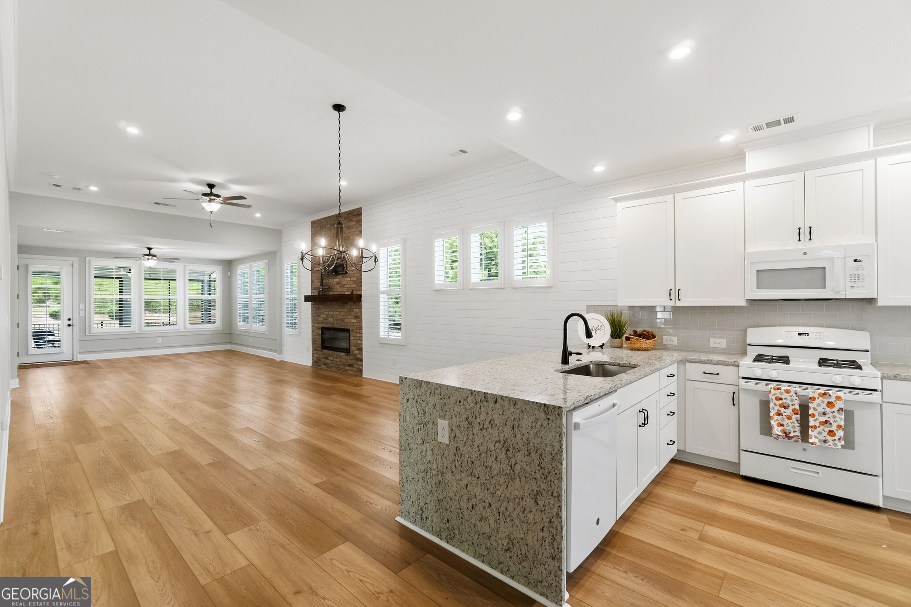38 Rabun CT