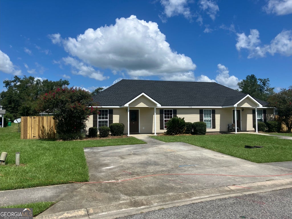 Photo of 1736 Forsyth Pl, Valdosta, GA 31602 (MLS # 10848349)