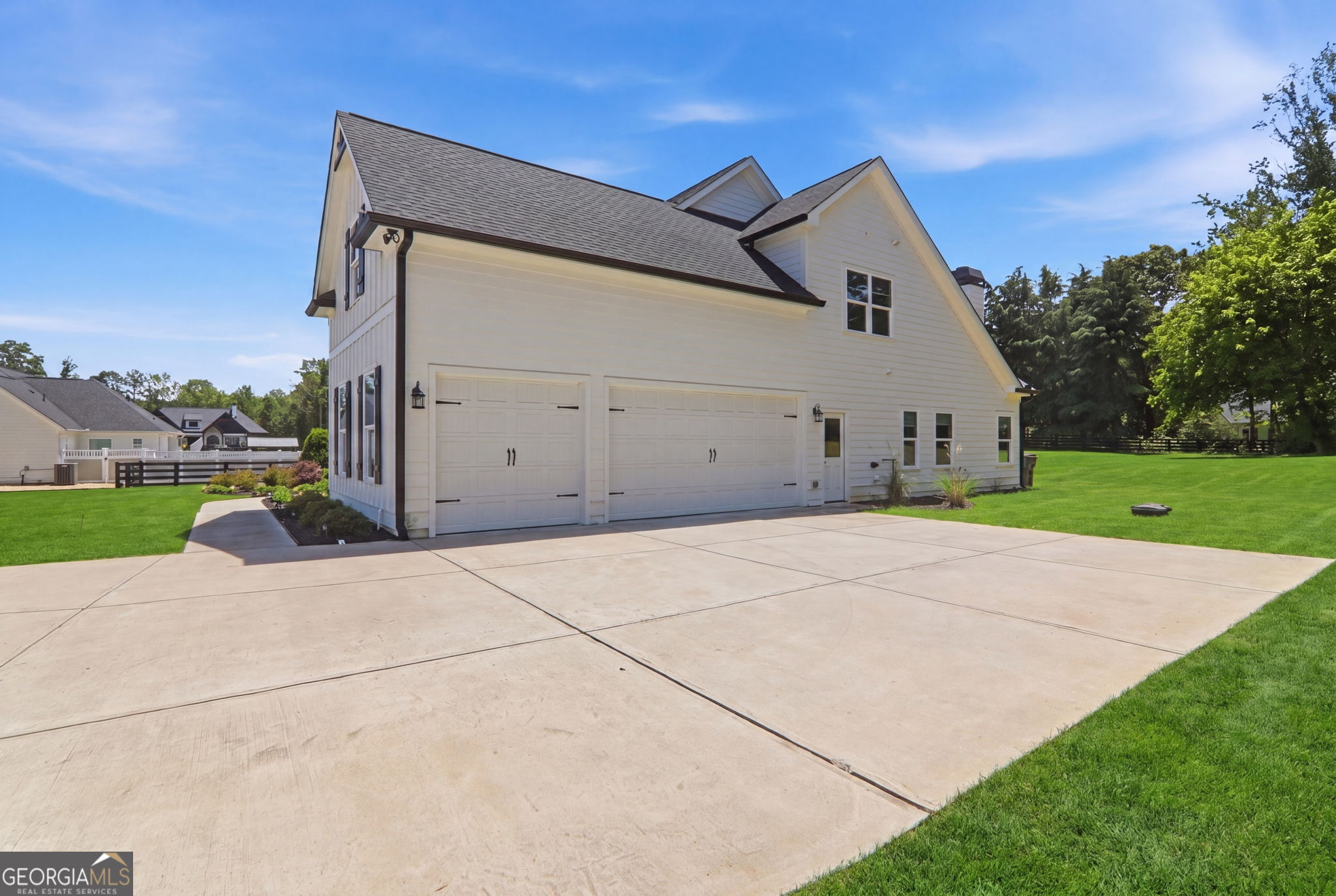 8865 Little Mill RD