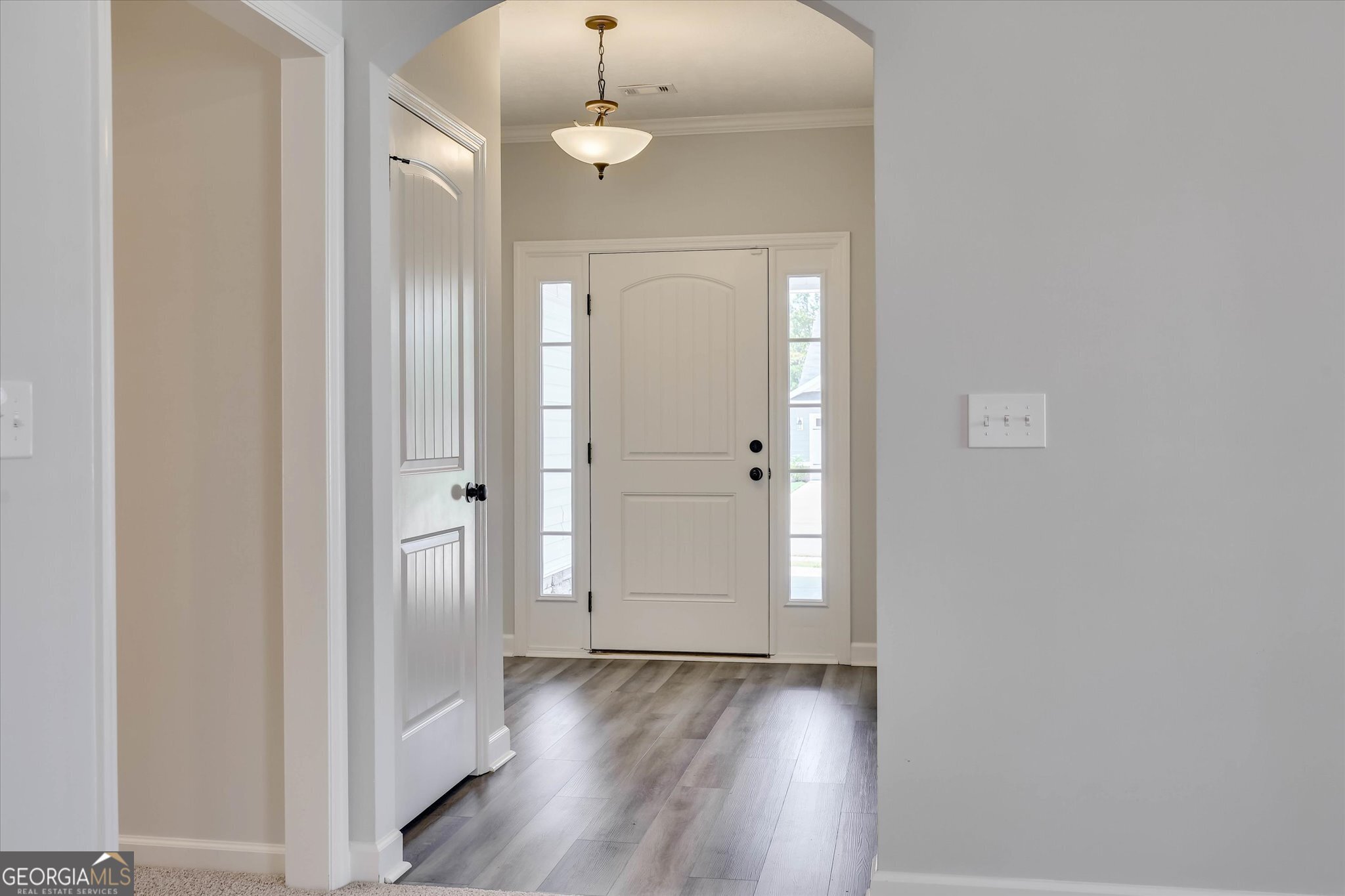 1293 Elbron DR