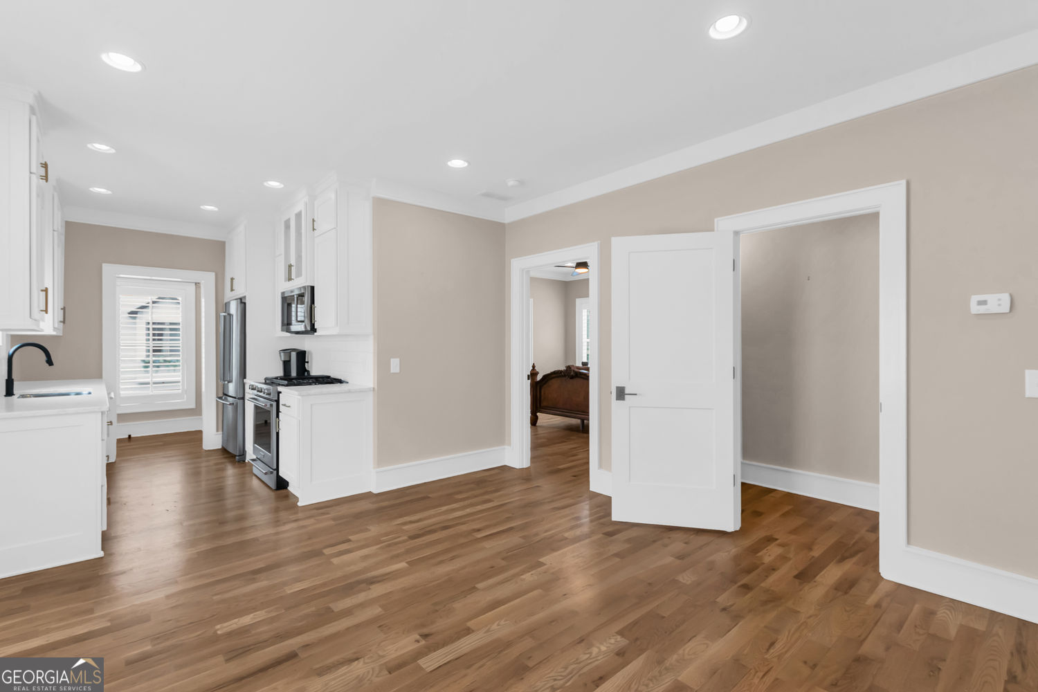 Clarkesville, Georgia 30523, United States, 3 Bedrooms Bedrooms, ,3 BathroomsBathrooms,Residential,Active,223747