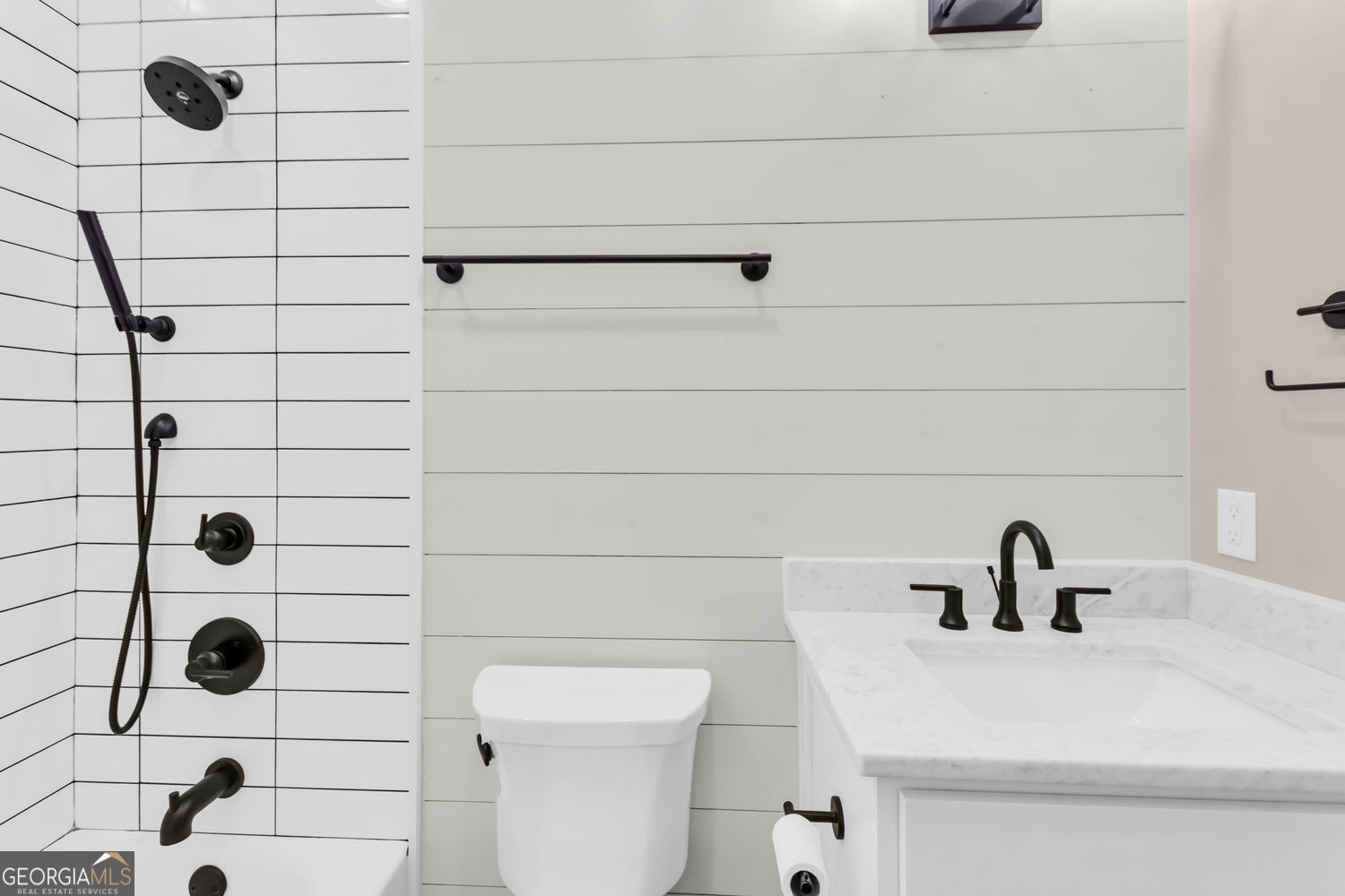 Clarkesville, Georgia 30523, United States, 3 Bedrooms Bedrooms, ,3 BathroomsBathrooms,Residential,Active,223747