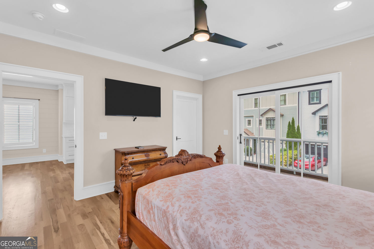 Clarkesville, Georgia 30523, United States, 3 Bedrooms Bedrooms, ,3 BathroomsBathrooms,Residential,Active,223747