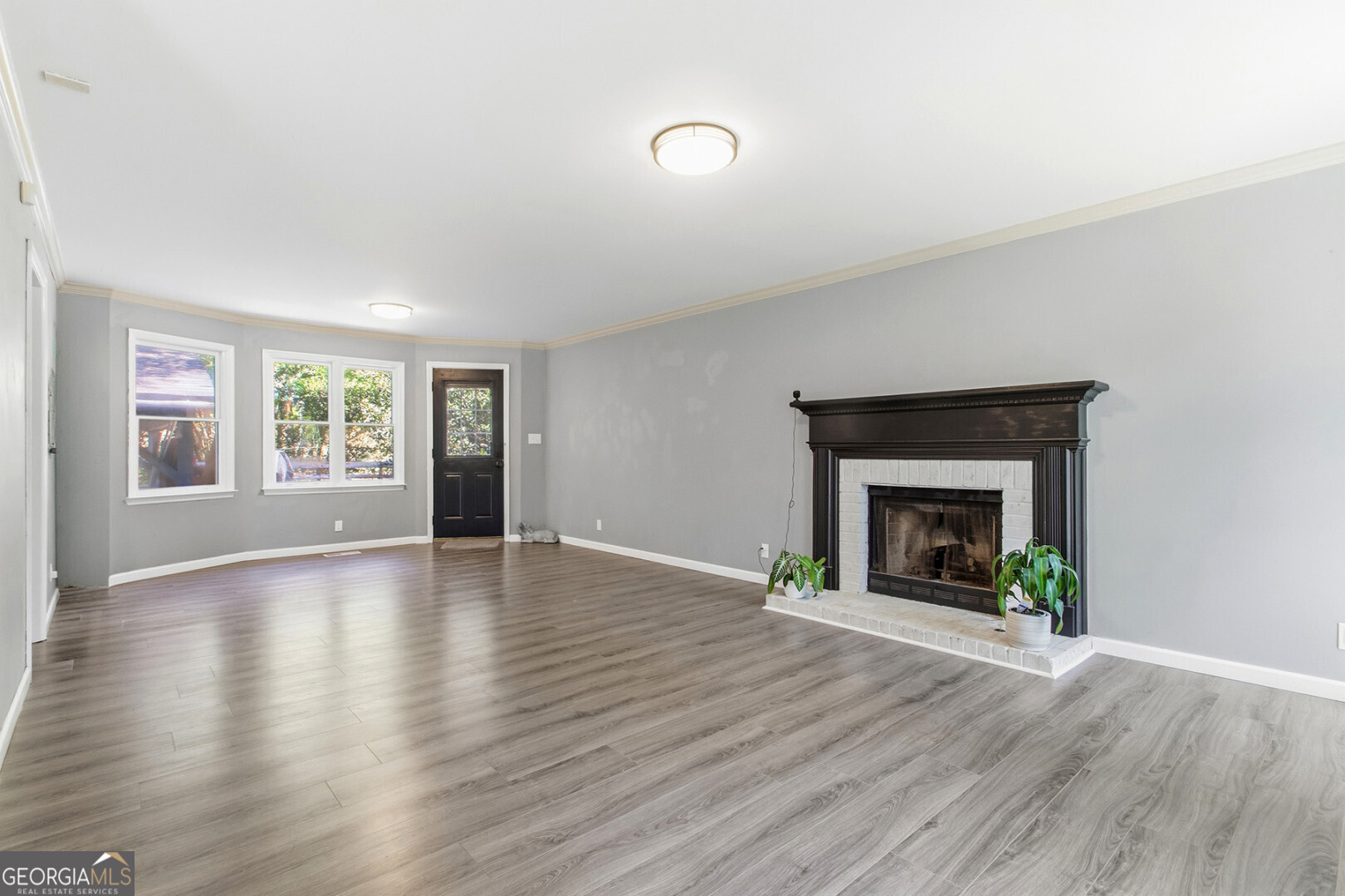 846 Parkview CT