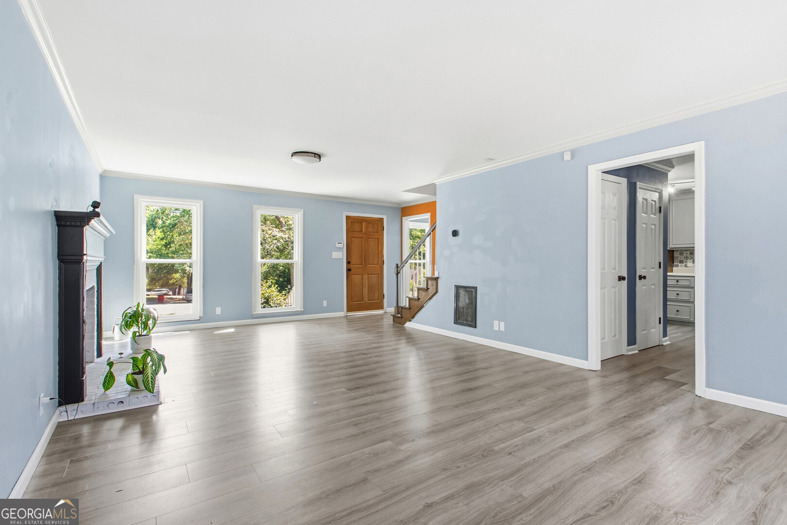 846 Parkview CT