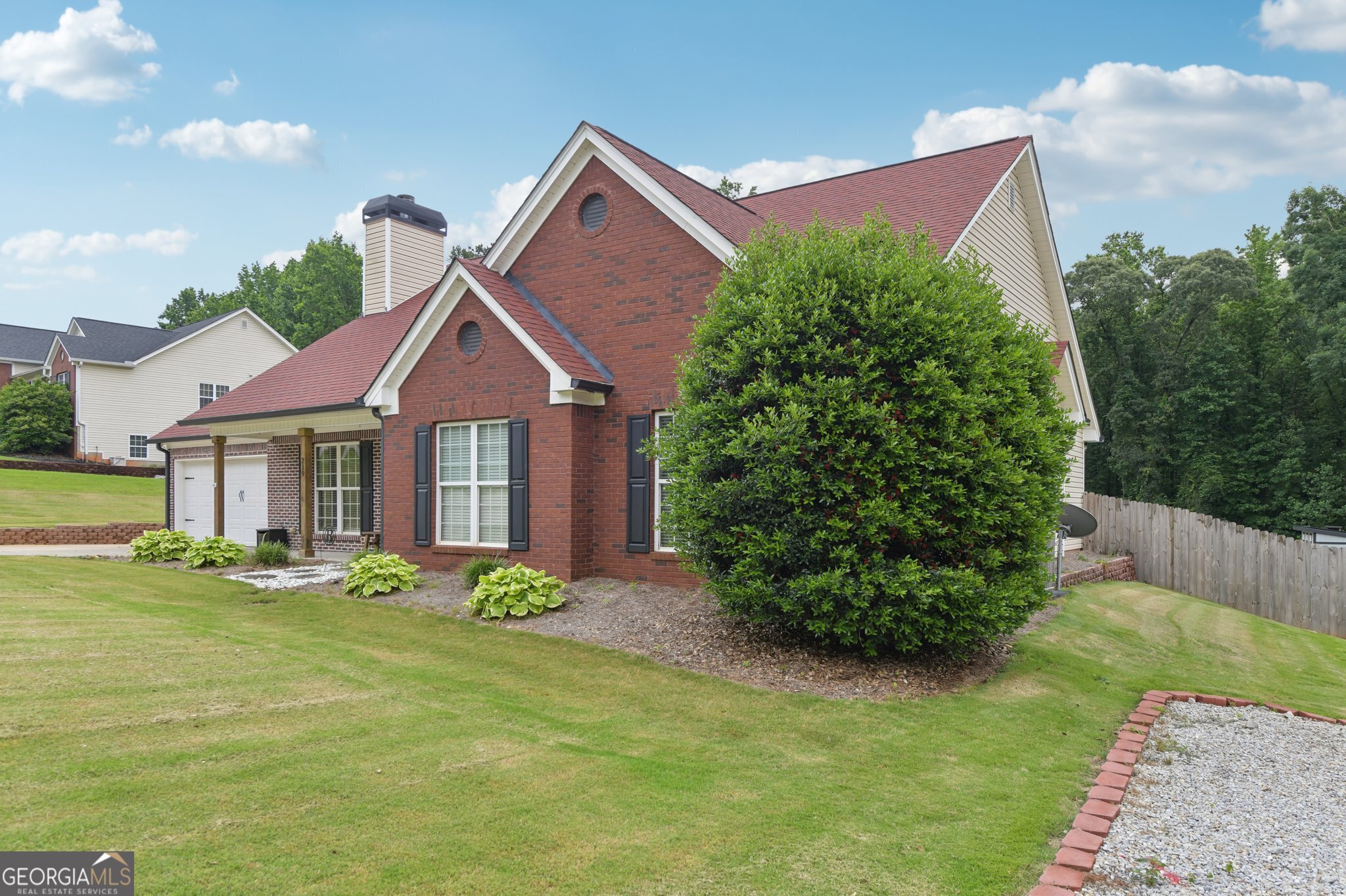 219 Summit Chase DR